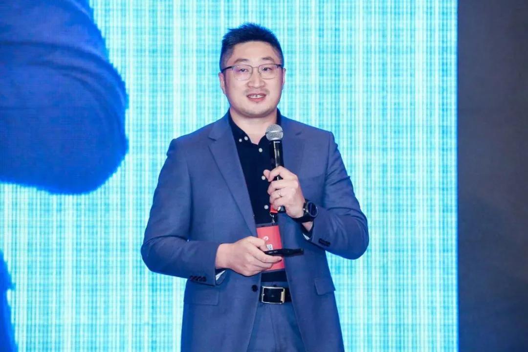 威廉希尔企業(yè)事業(yè)部總監(jiān)黃澤君在論壇現(xiàn)場(chǎng)演講